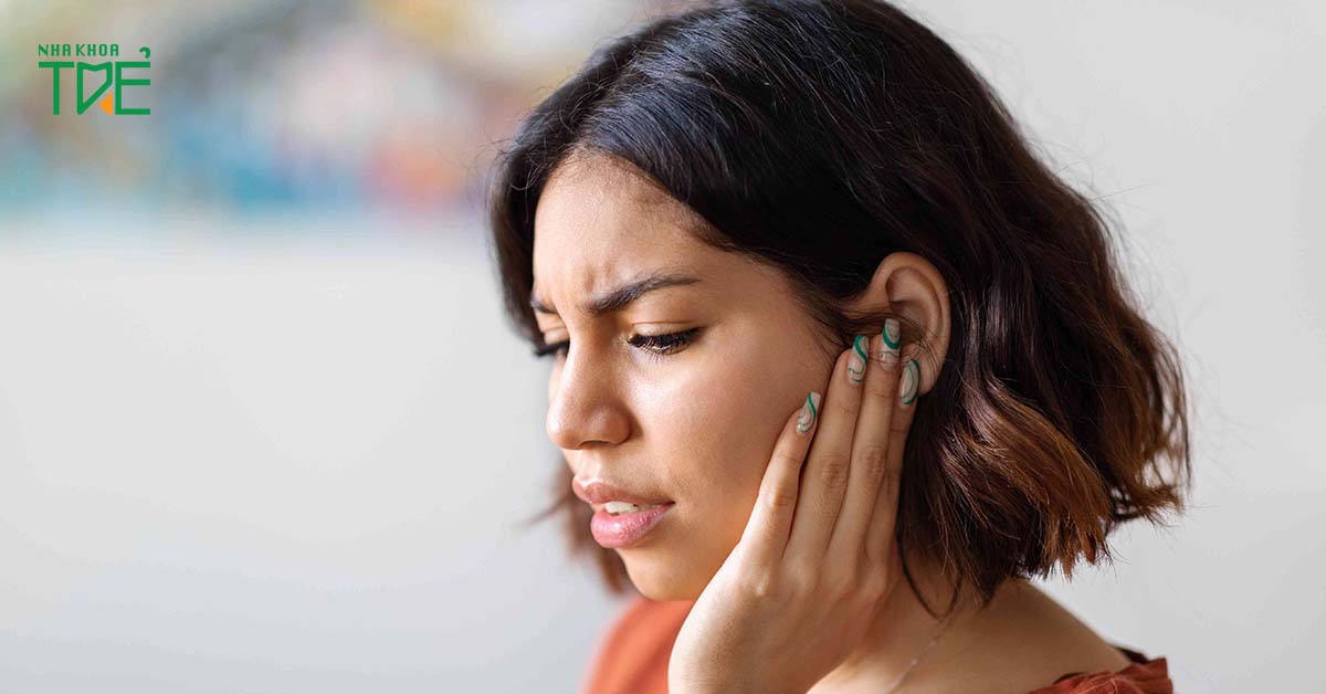 Nên đi khám bác sĩ nếu tình trạng ù tai kéo dài