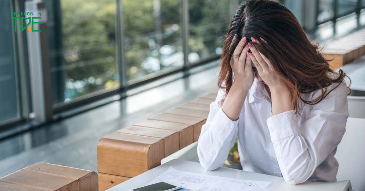Căng thẳng kéo dài gây áp lực lên khớp hàm ảnh hưởng đến thần kinh