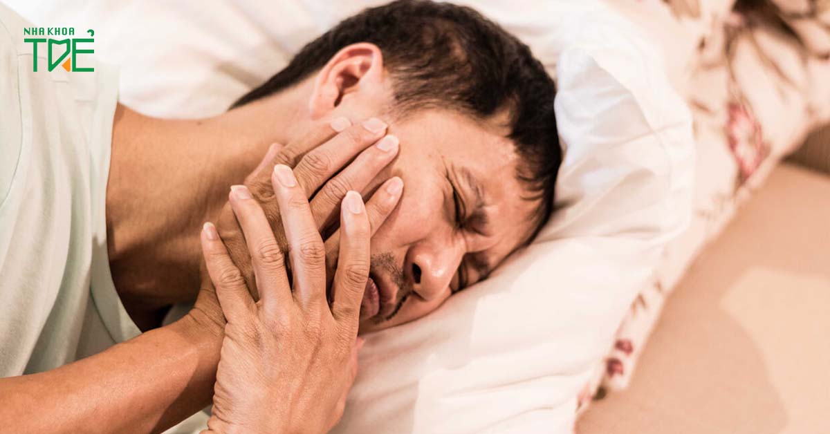 Khi có các dấu hiệu các vấn đề liên quan đến khớp thái dương hàm cần đi khám sớm