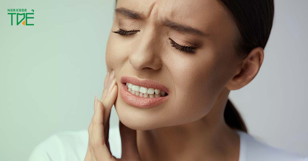 Viêm khớp thái dương hàm có sốt không? Cách điều trị hiệu quả