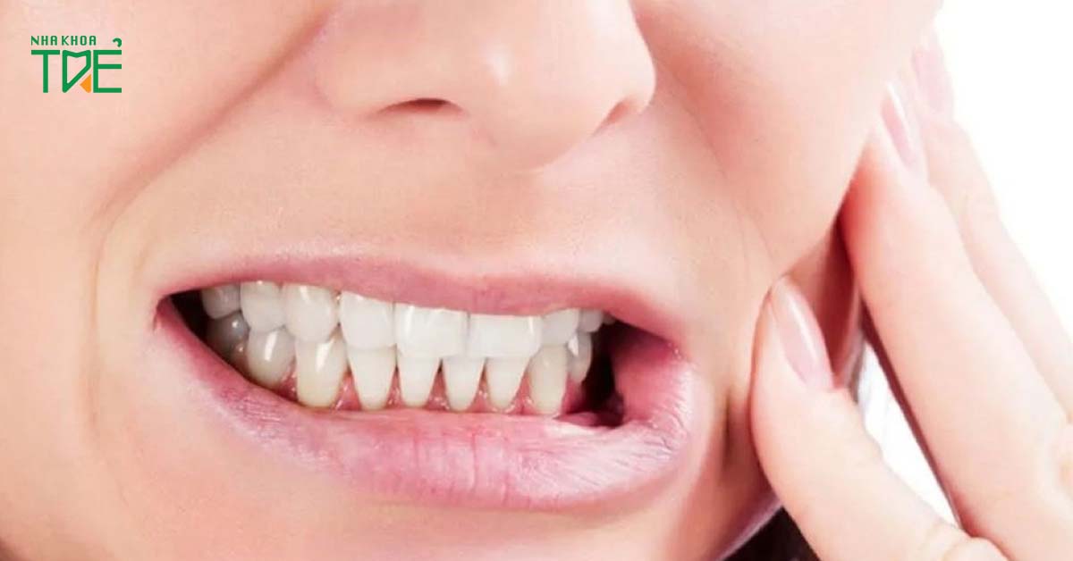Viêm khớp kéo dài là một nguyên nhân gây ra đau khớp hàm kèm nổi hạch