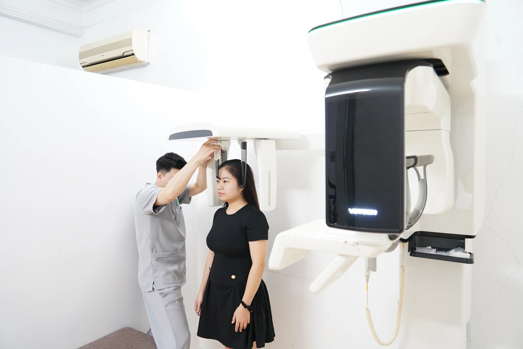 Hệ thống Cone Beam CT 3D Vatech kết hợp RAYFace tại Nha Khoa Trẻ