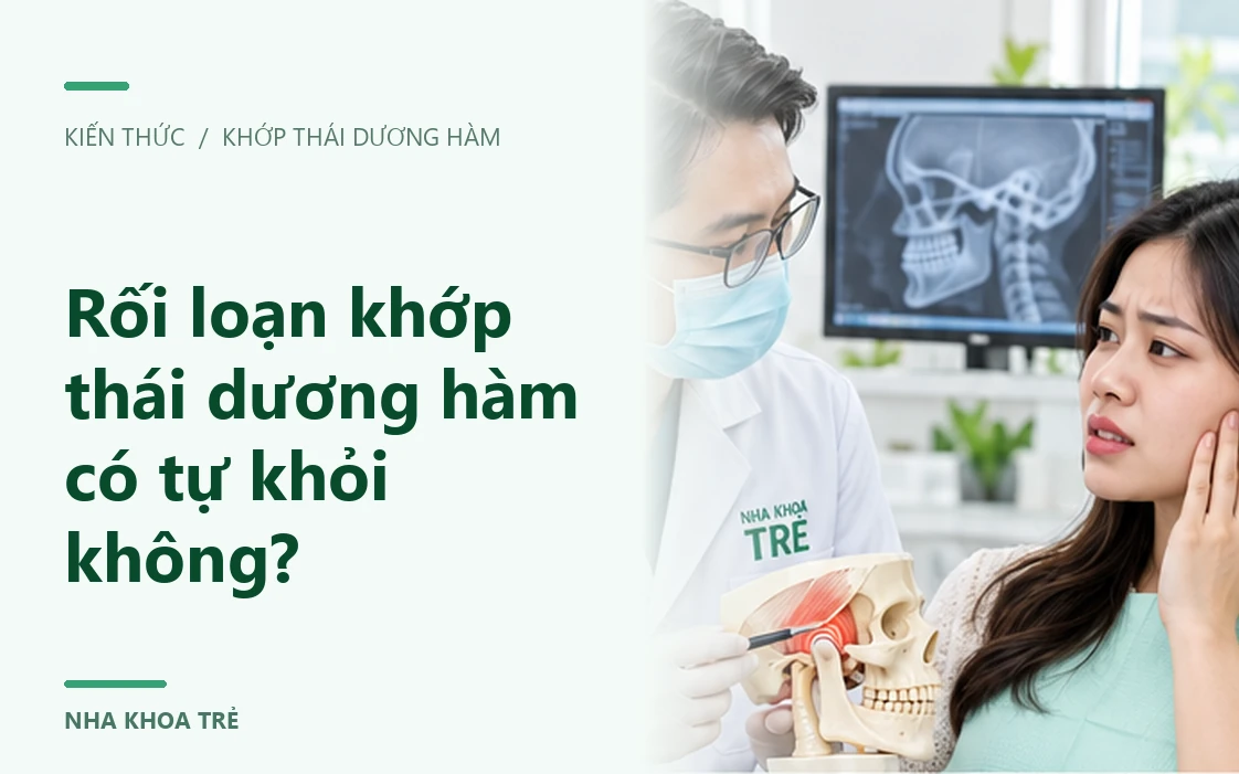 Bác sĩ thăm khám và tư vấn vận động hàm cho người bệnh