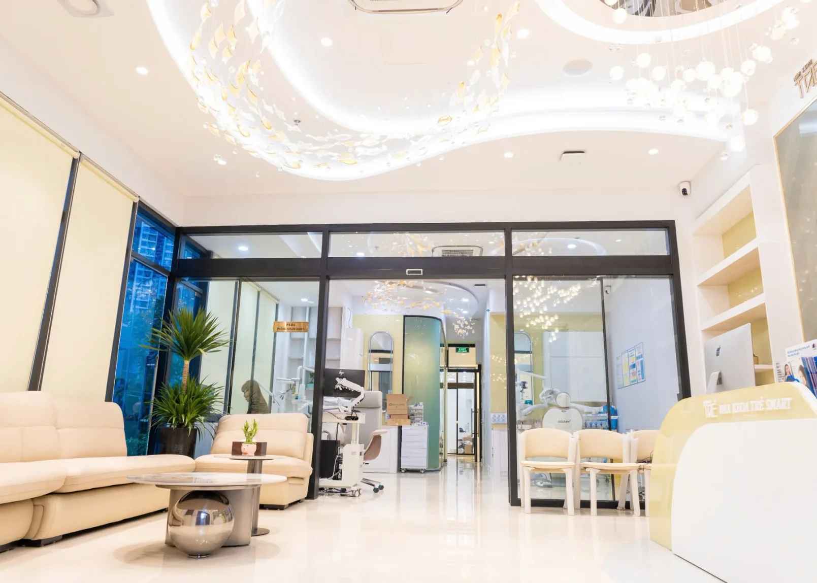 Không gian tiếp đón tại phòng khám
